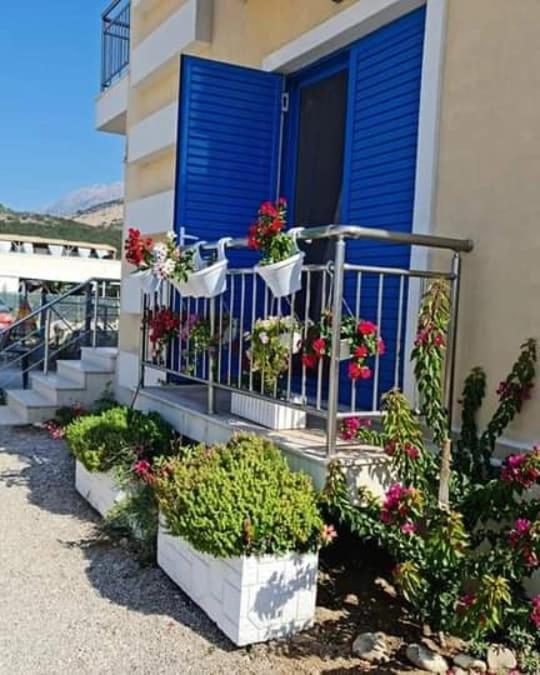 Hotel Blue Horizon Himarë Exterior foto
